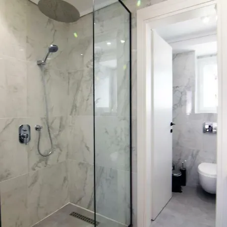 Grey By Skg סלוניקי